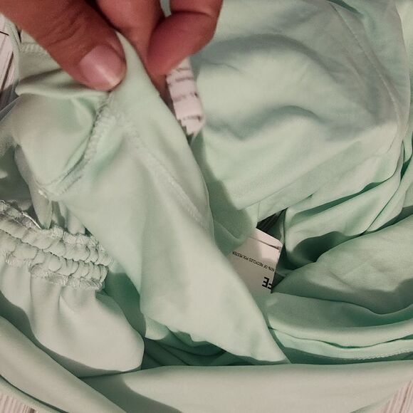 NWT Zara Ruched Mini Skirt Green Mint Size Medium - Picture 4 of 13